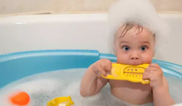 Най-ефикасните начини да победите коликите при бебето