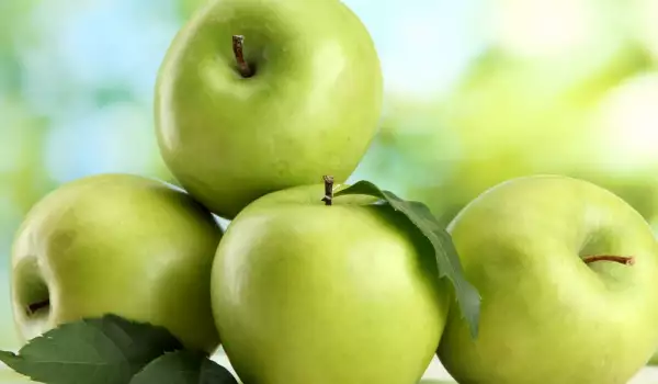 При гастрит - зелени ябълки
