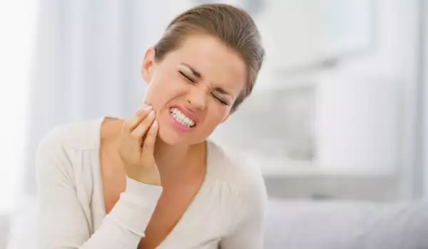Как да възстановим венците си