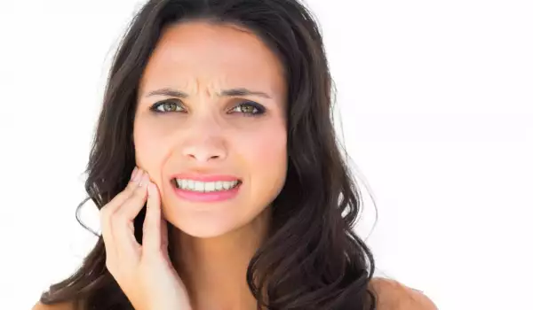 Може ли избелването да повреди зъбите