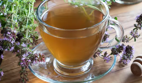чаят от мащерка е много полезен при грип и настинка