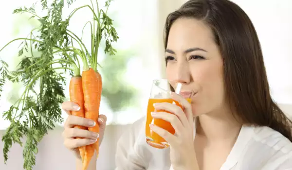 пиене на сок от моркови