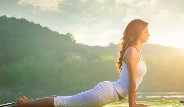 йога помага при тежък стрес